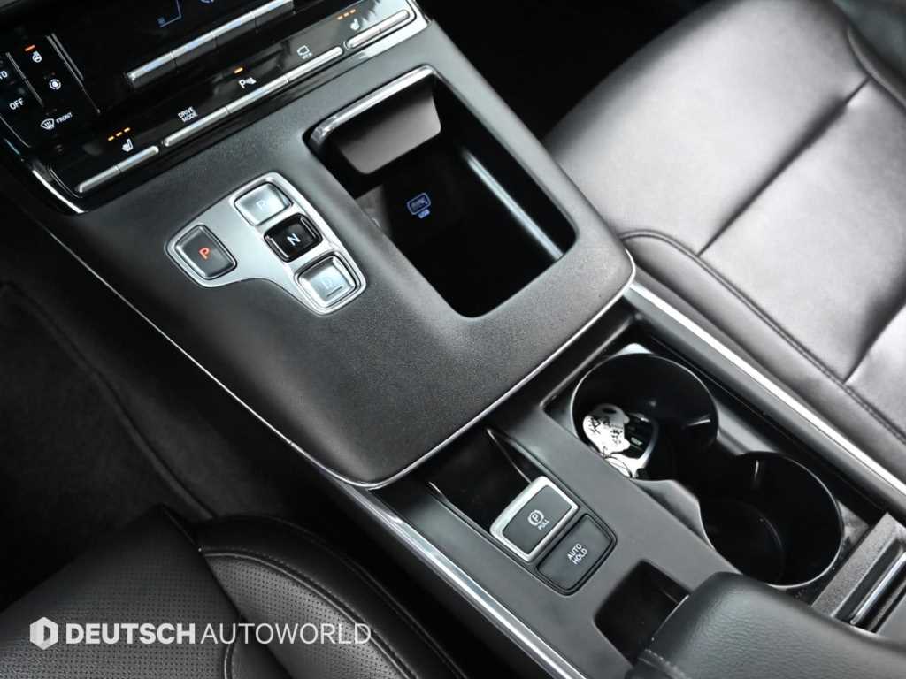 HYUNDAI Grandeur - Vista 9