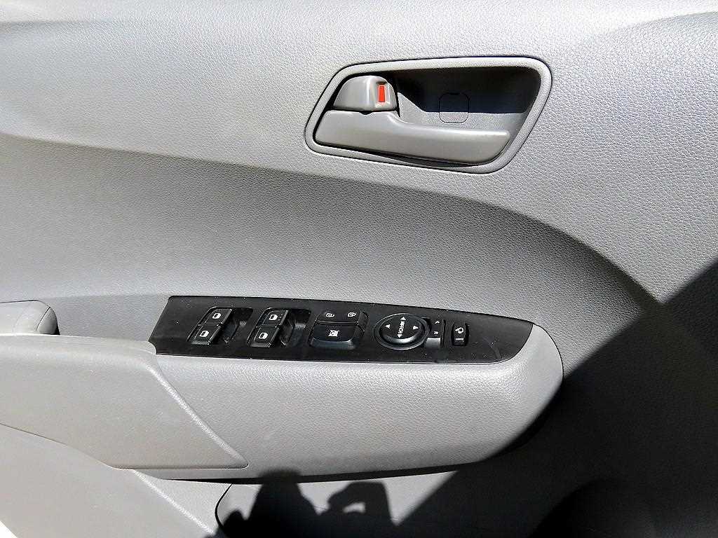 KIA Morning - Vista 11