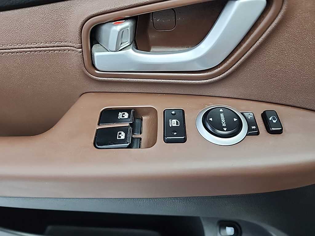 HYUNDAI Starex - Vista 8