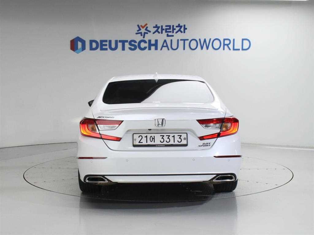 Honda Accord - Vista 4
