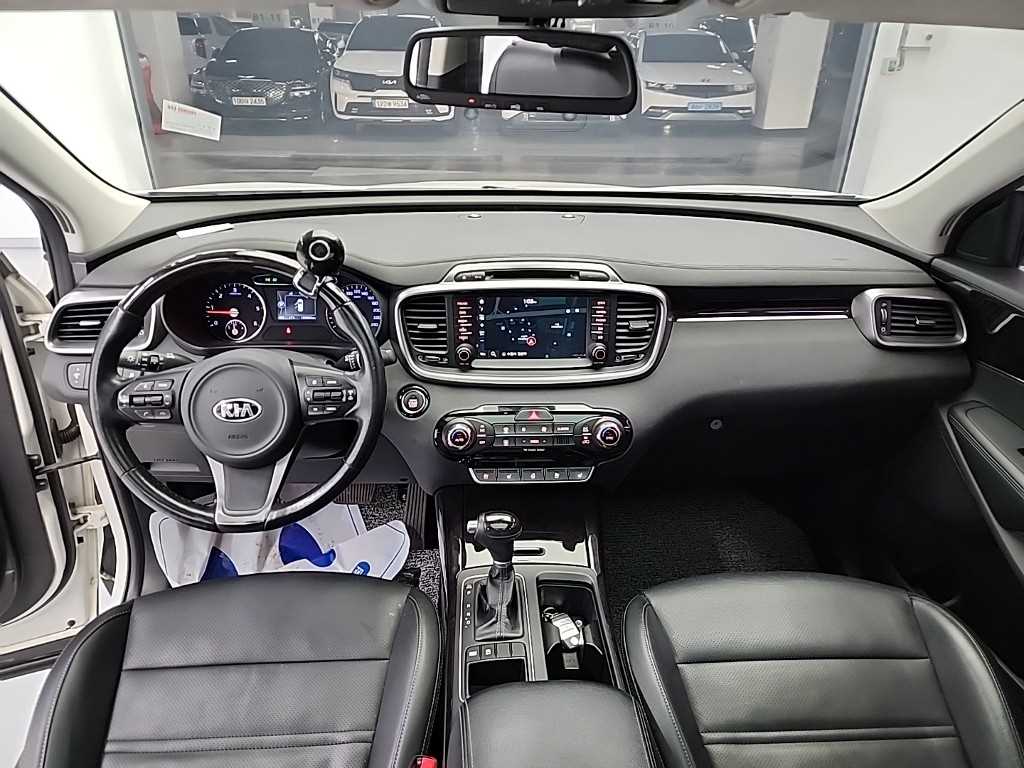 KIA Sorento - Vista 7