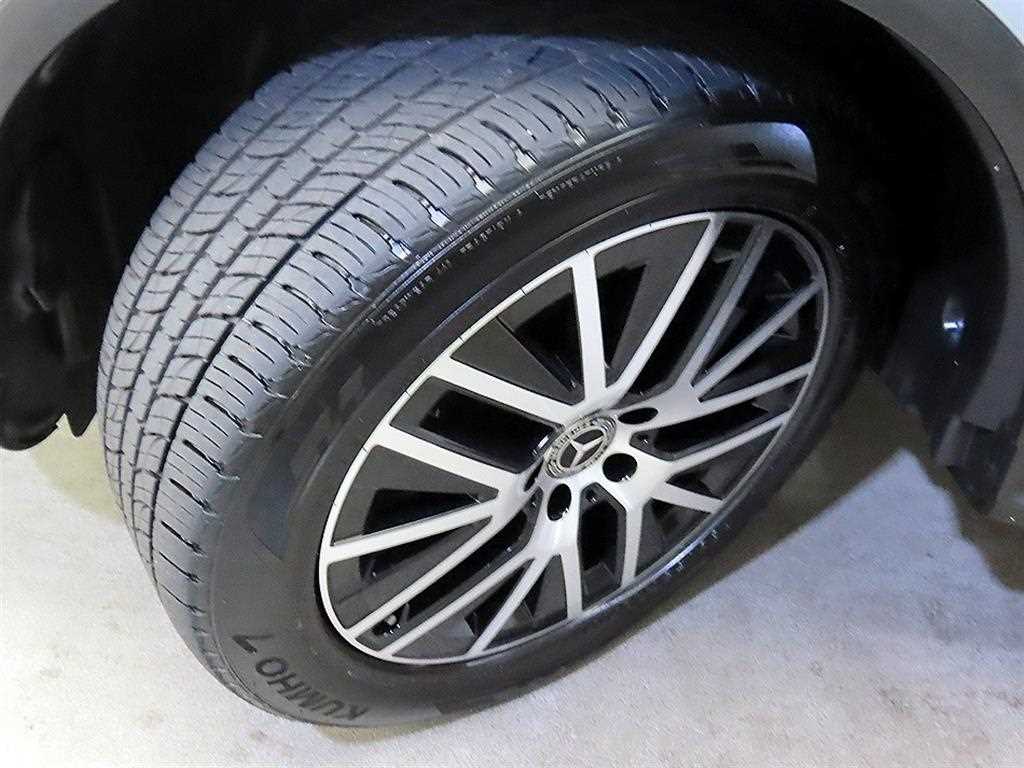 Mercedes Benz GLC Class 2021 Gris - Importación desde Corea - HF Imports Iquique - Foto 20