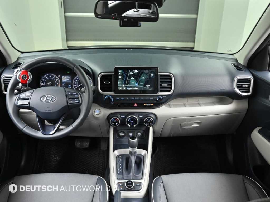 HYUNDAI Venue - Vista 7