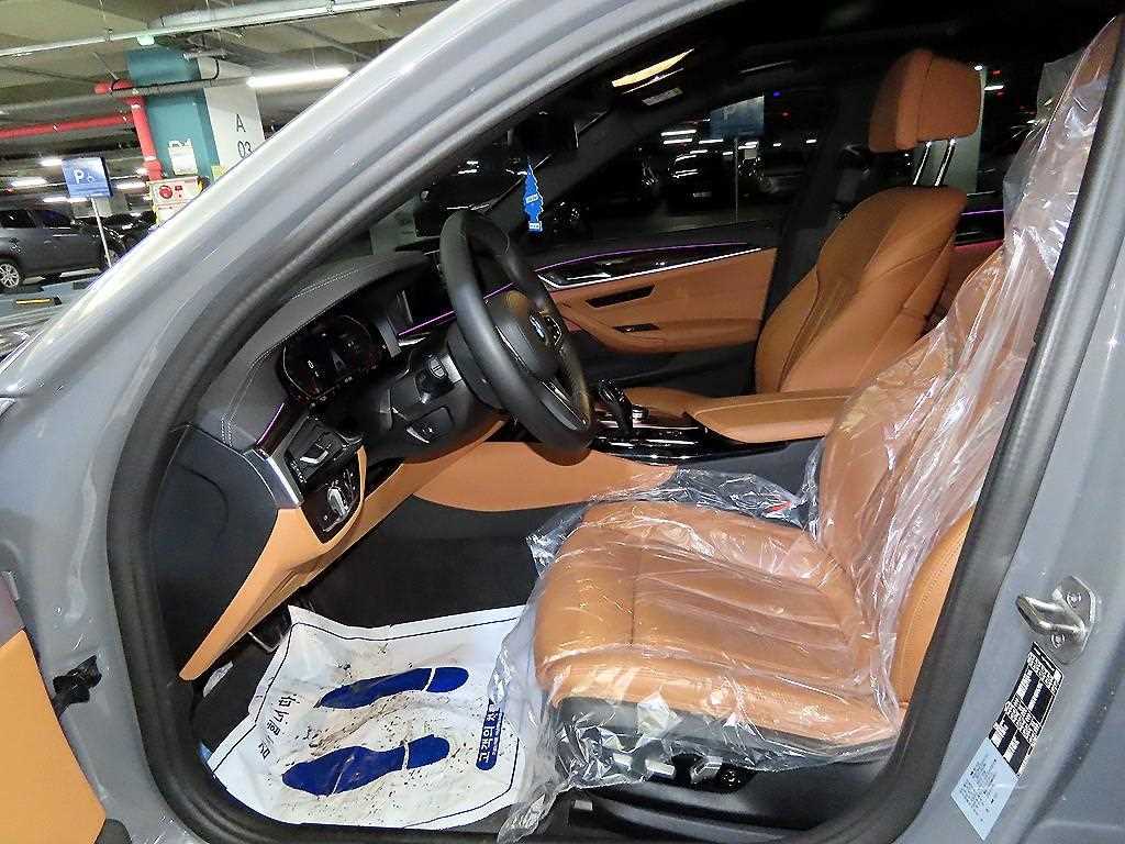 BMW 5 Series - Vista 6