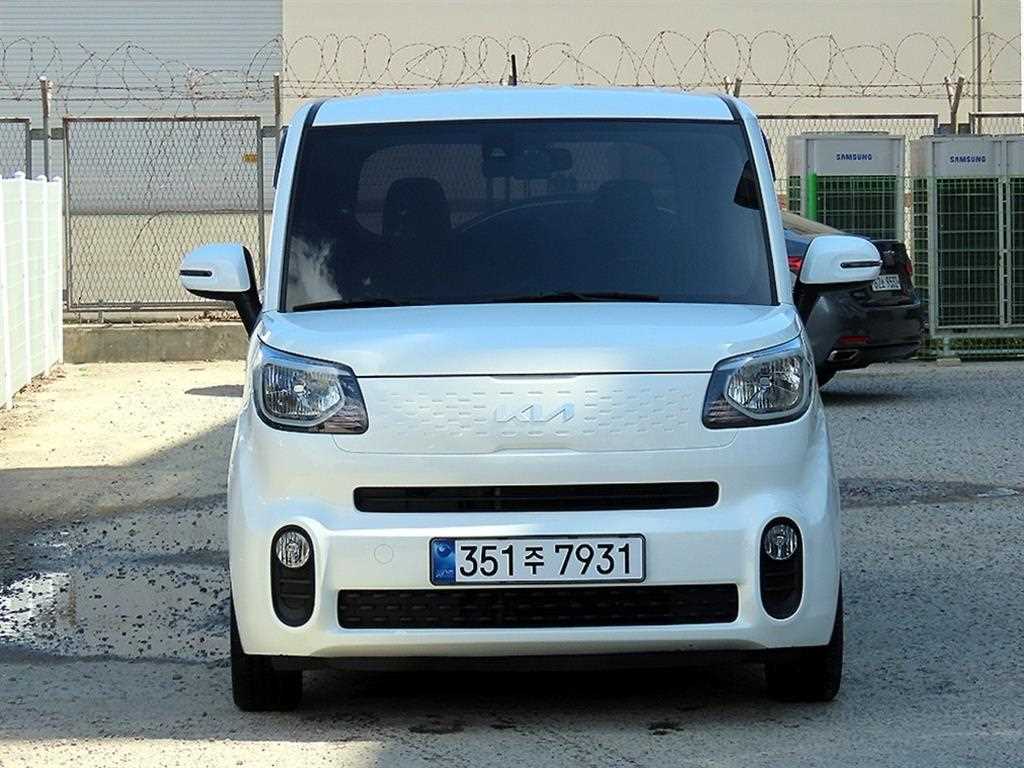 KIA Ray 2022 Blanco - Importación desde Corea - HF Imports Iquique - Foto 1