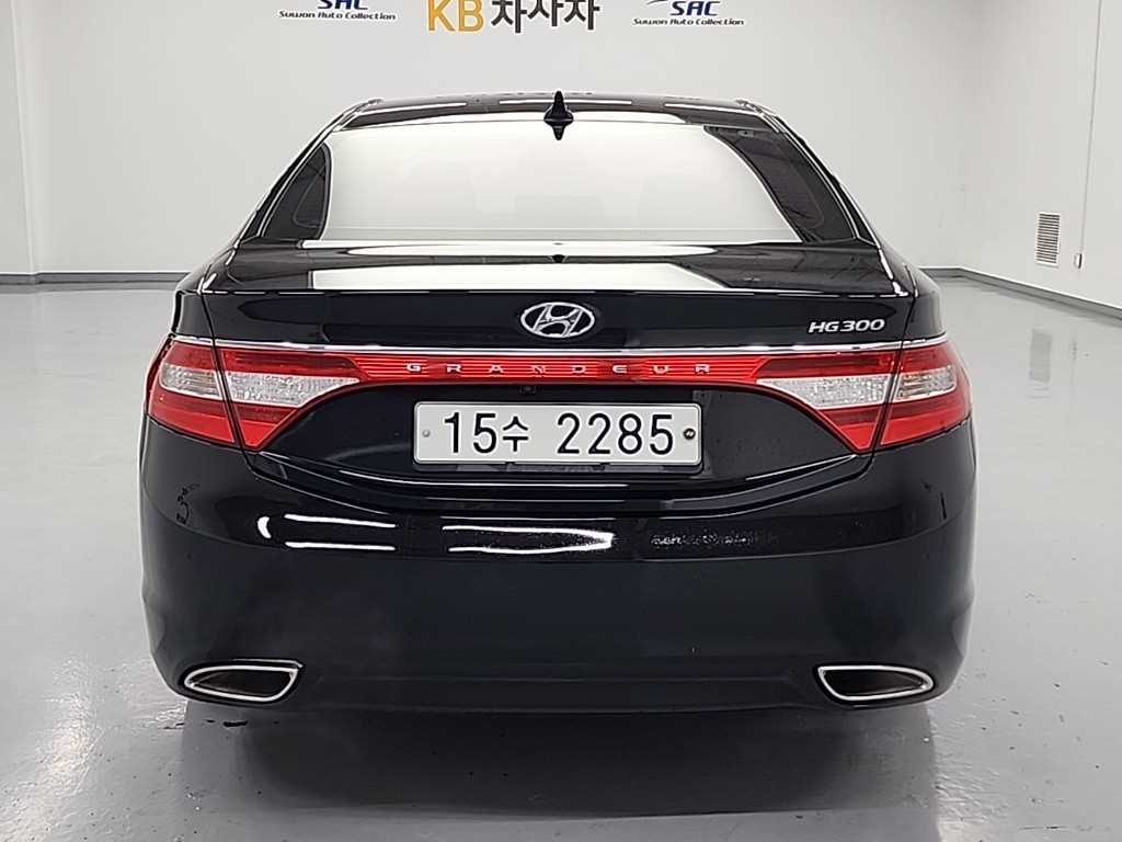 HYUNDAI Grandeur - Vista 3