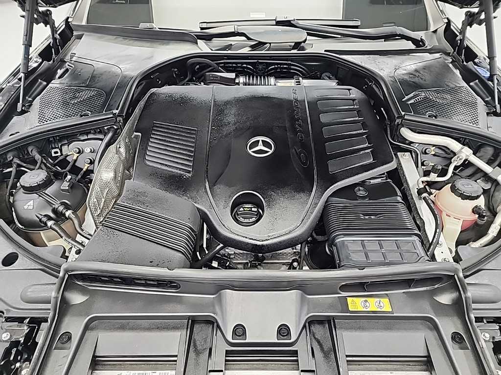 Mercedes Benz S Class - Vista 5