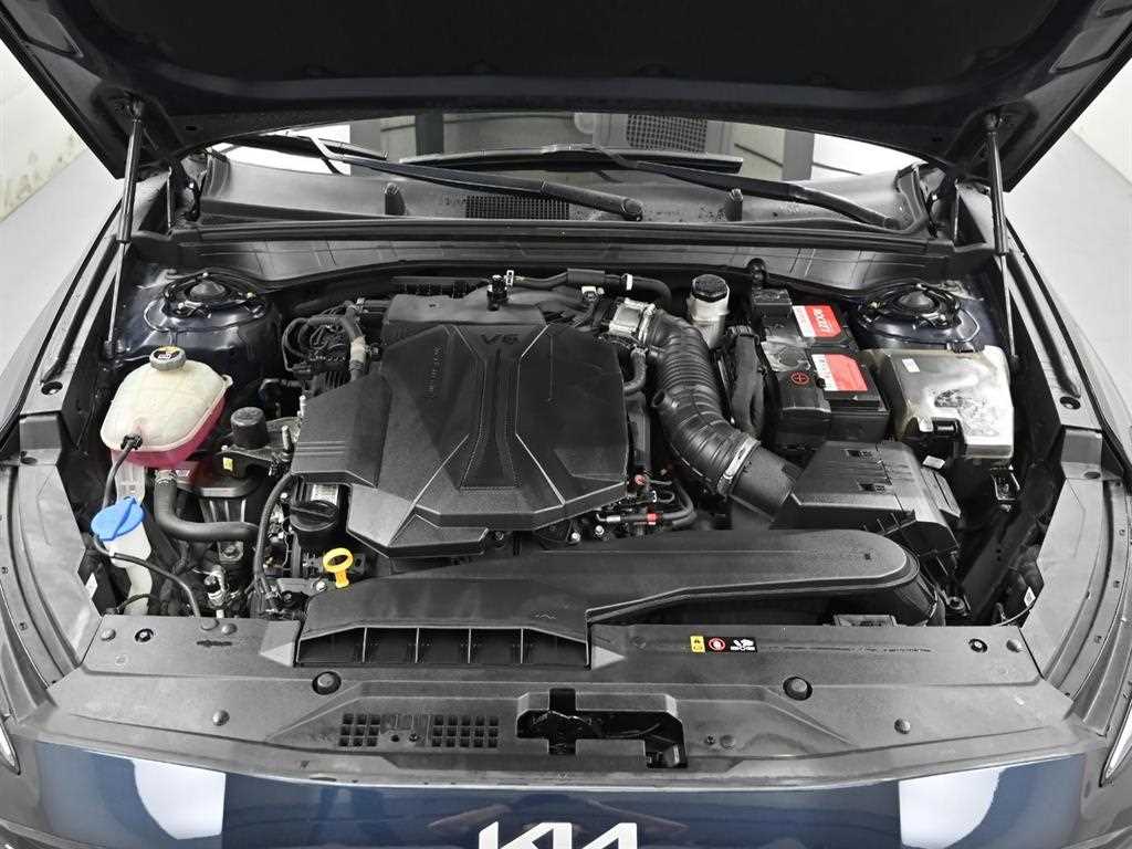 KIA K8 - Vista 6