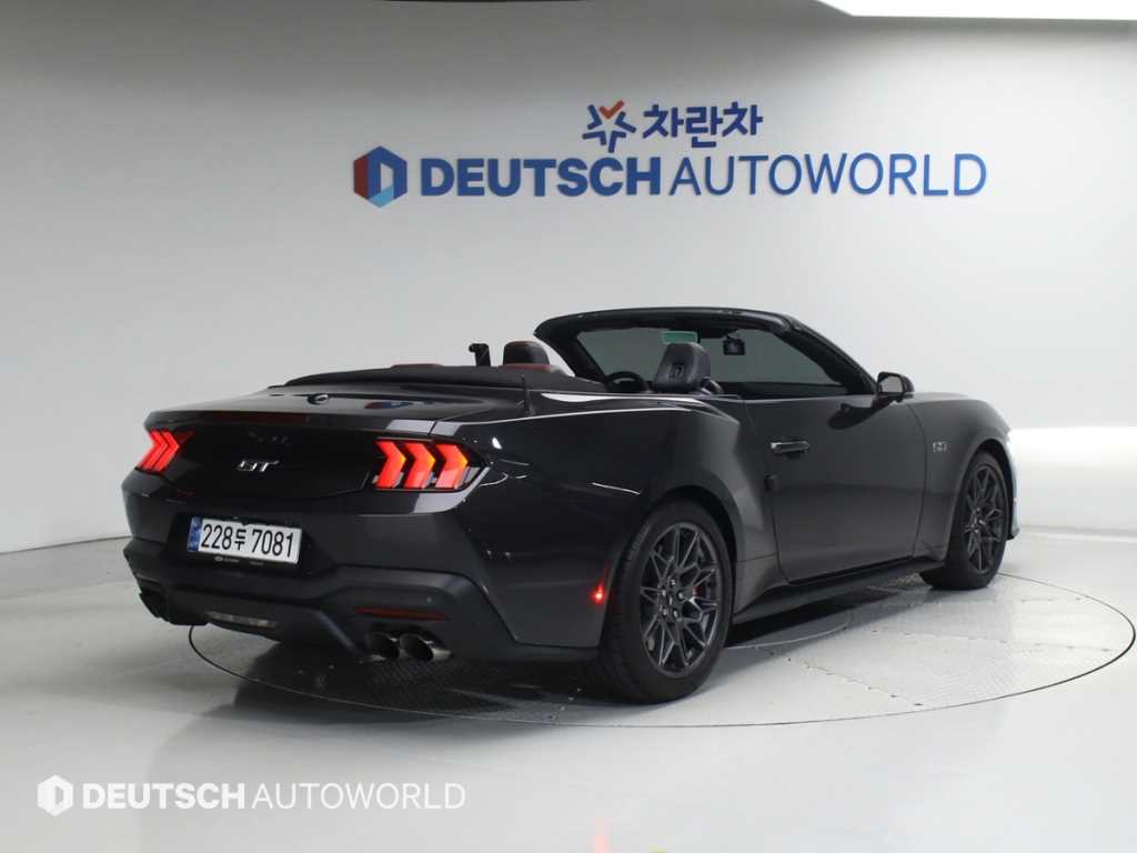 Ford Mustang - Vista 2