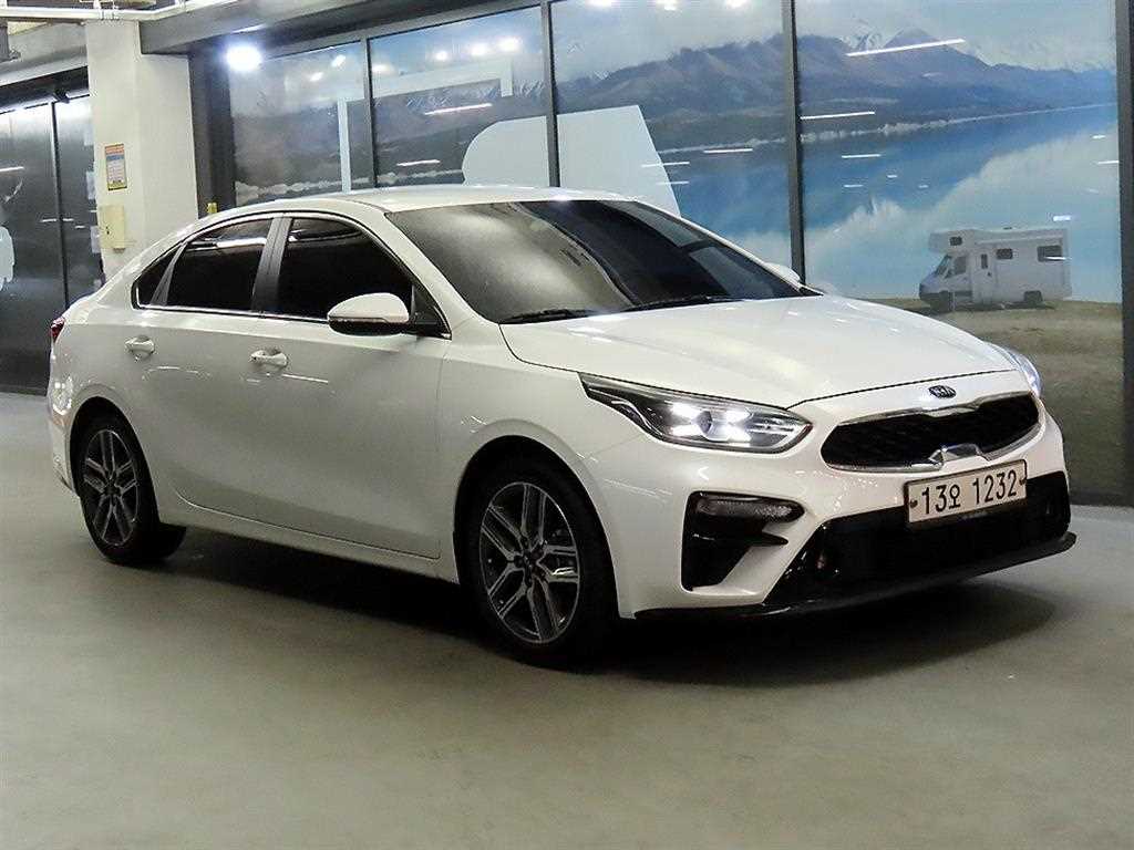 KIA K3 2019 Blanco - Importación desde Corea - HF Imports Iquique - Foto 1