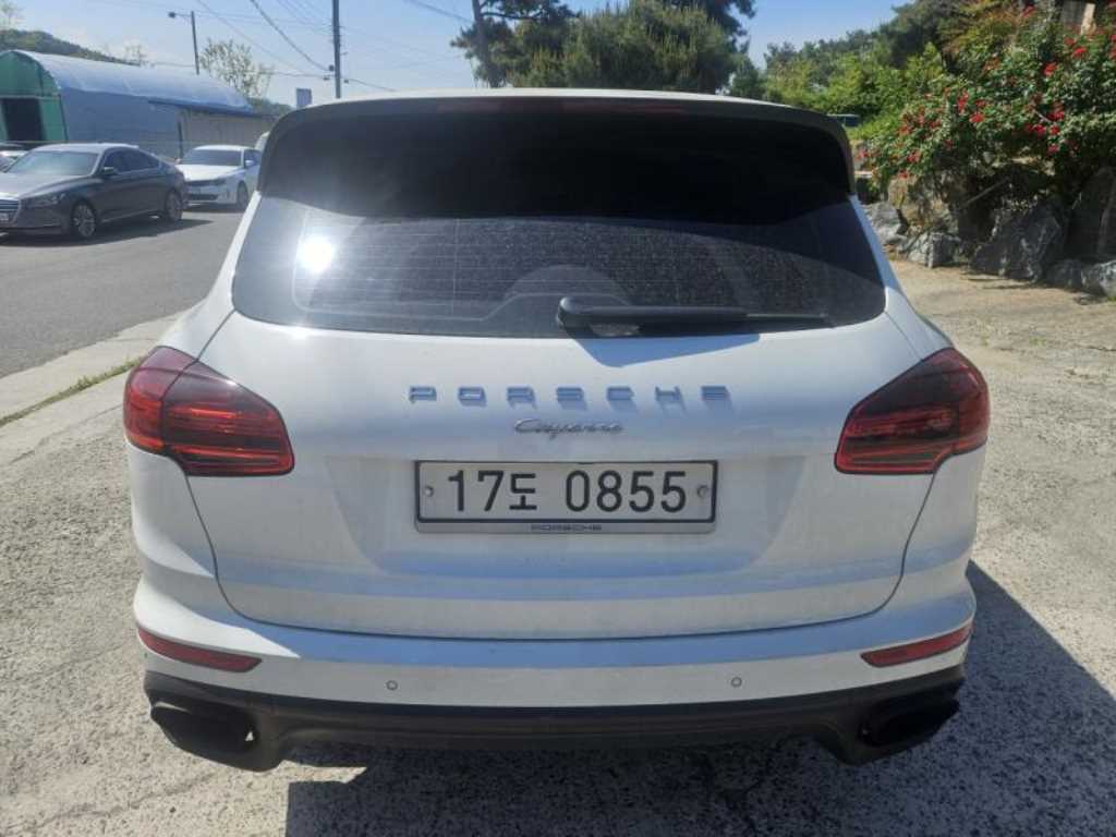 Porsche Cayenne - Vista 3