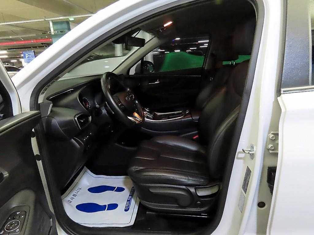HYUNDAI Santa Fe - Vista 6