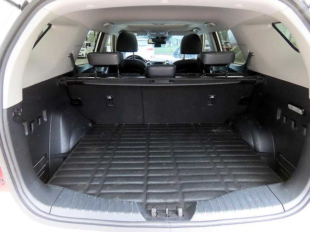 Ssangyong Tivoli 2017 Blanco - Importación desde Corea - HF Imports Iquique - Foto 19