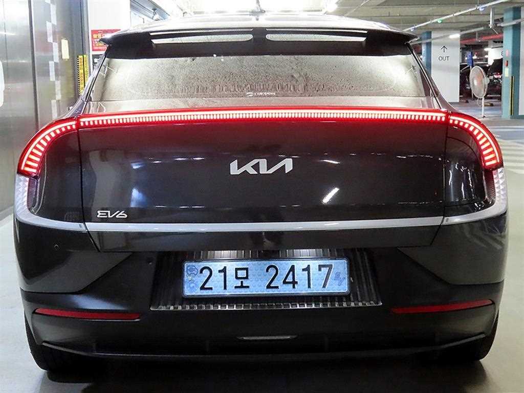 KIA EV6 - Vista 5