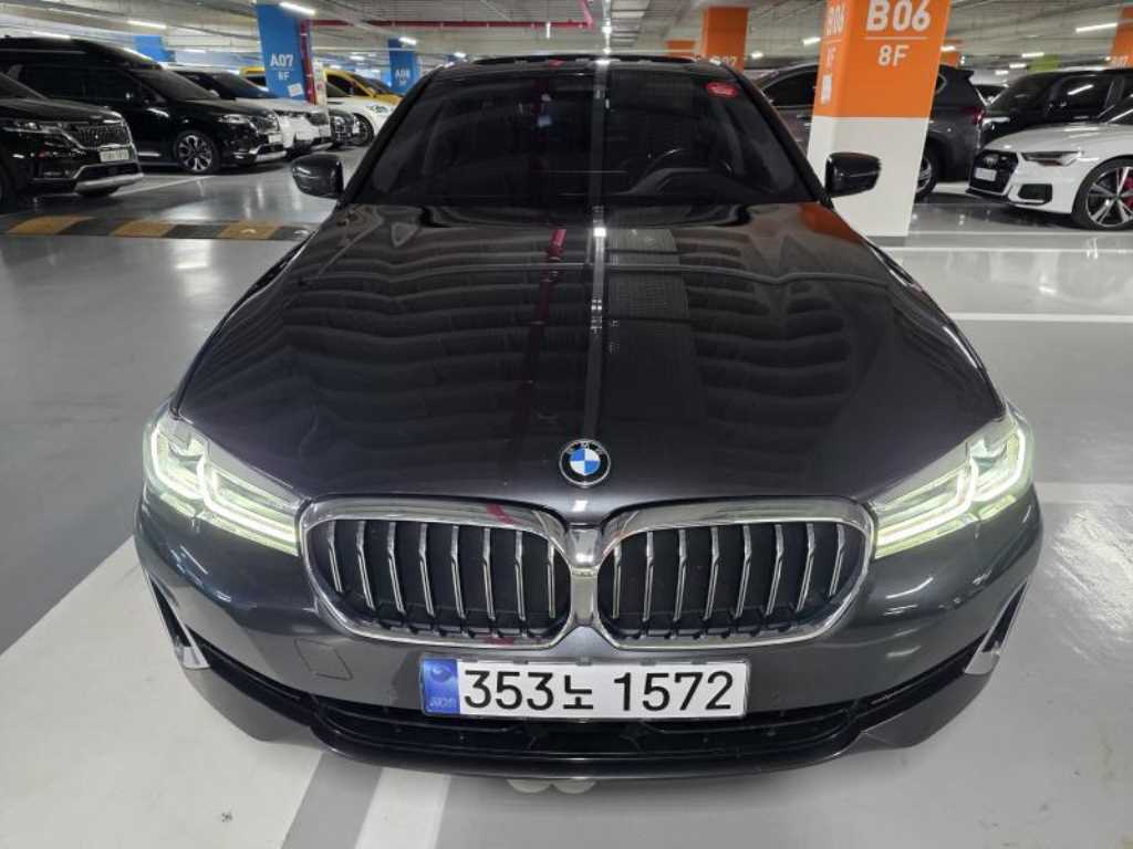 BMW 5 Series 2022 - Importación desde Corea - HF Imports Iquique - Foto 1