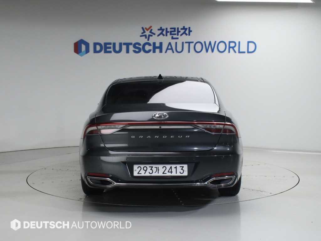 HYUNDAI Grandeur - Vista 4