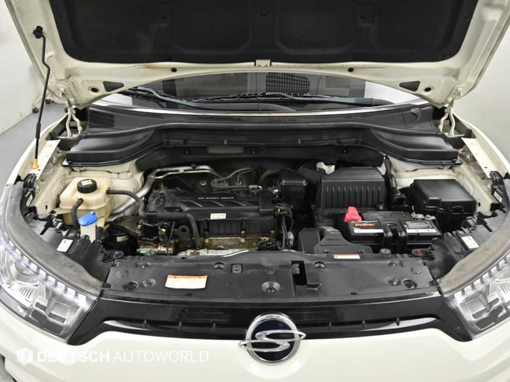 Ssangyong Tivoli - Vista 7