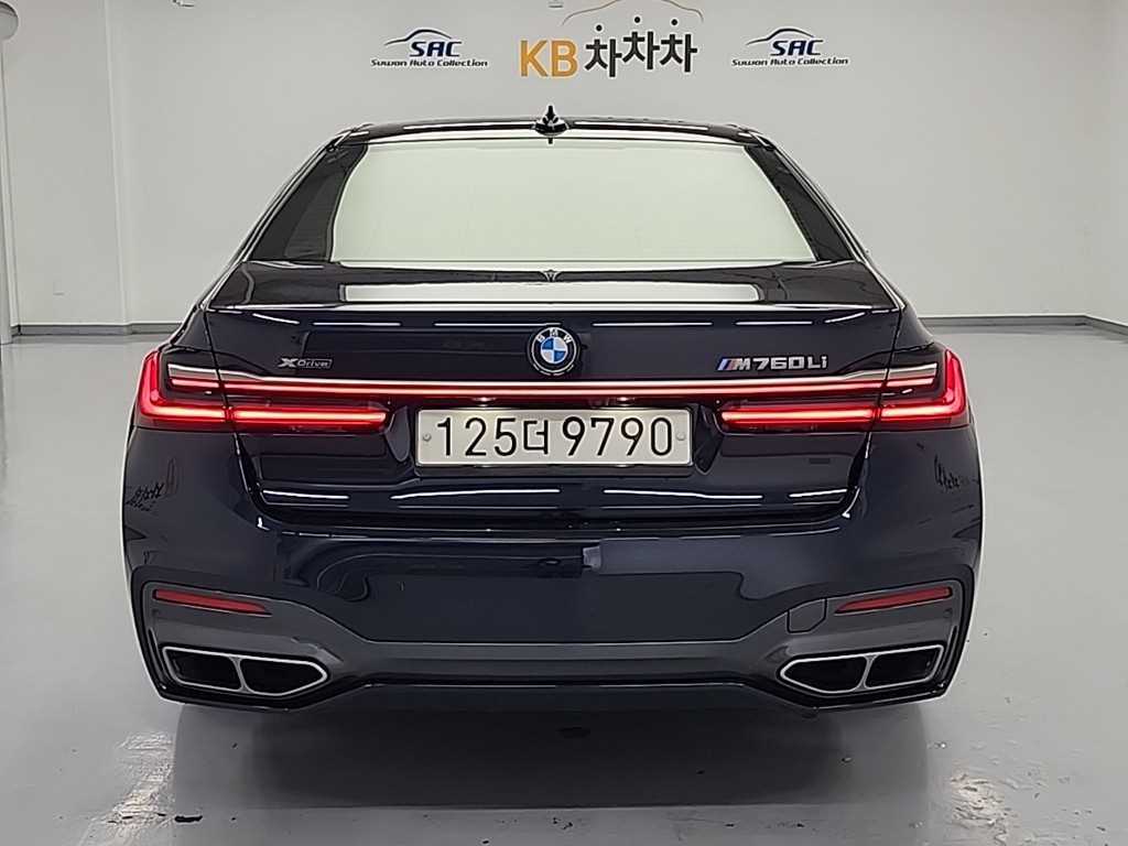 BMW 7 Series - Vista 3