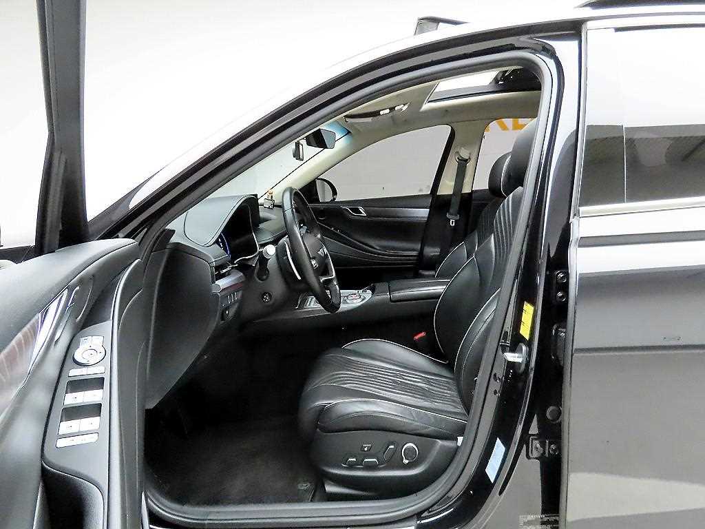 Genesis G80 - Vista 12