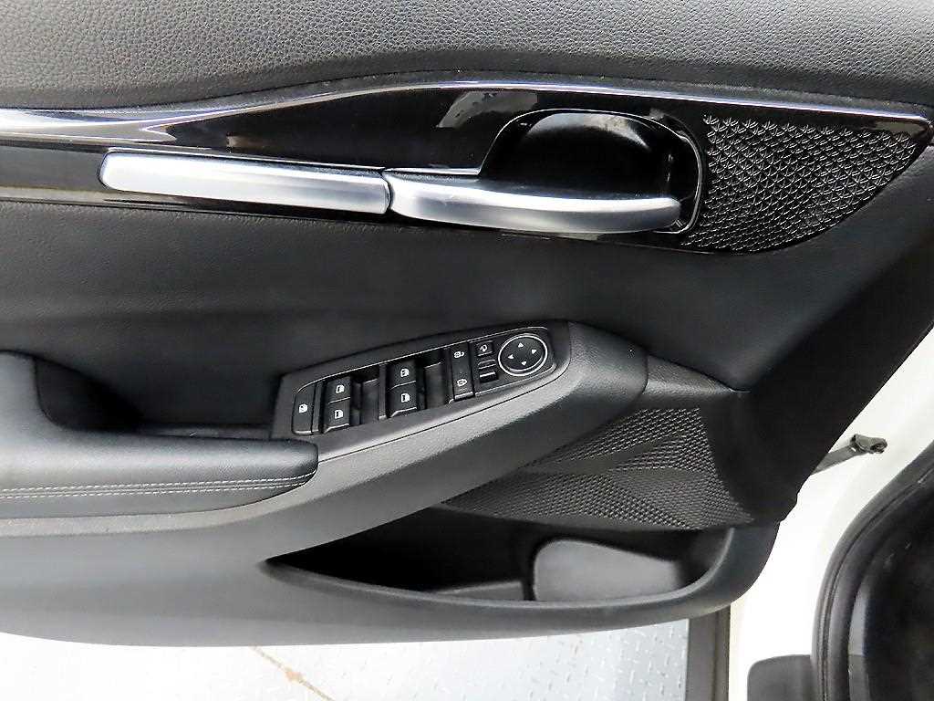 KIA Seltos - Vista 11