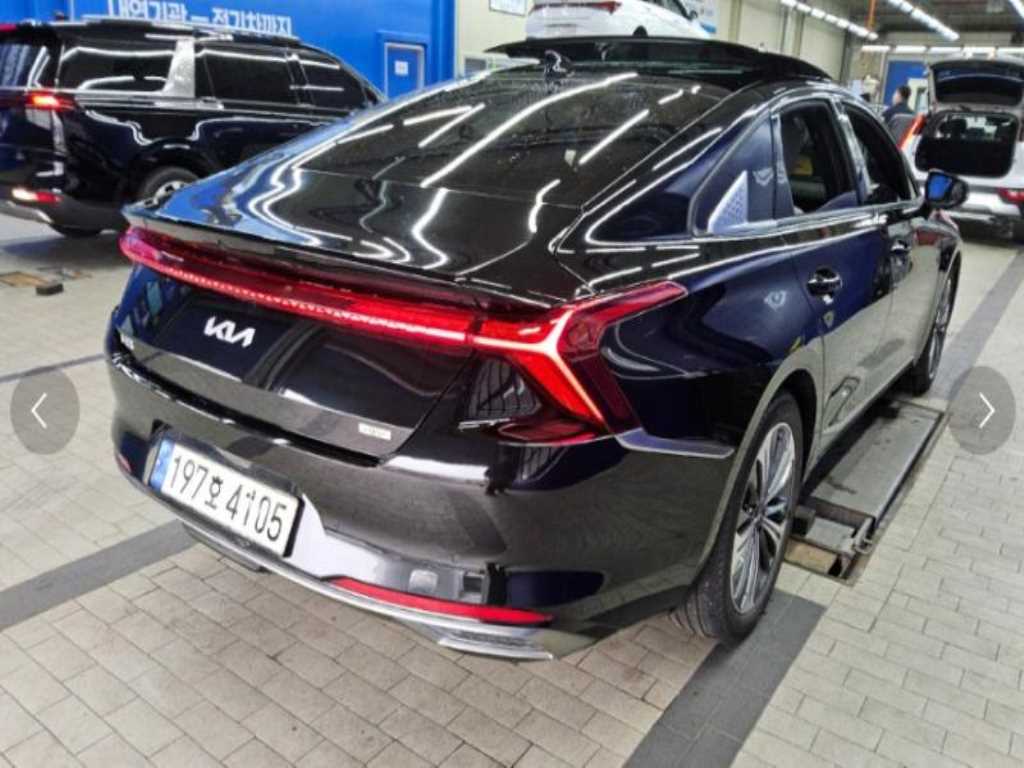 KIA K8 - Vista 2