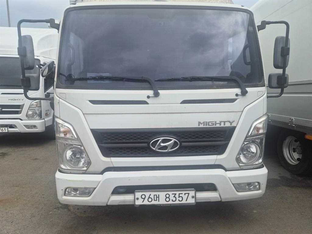 medium and large cargo truck - Vista 2