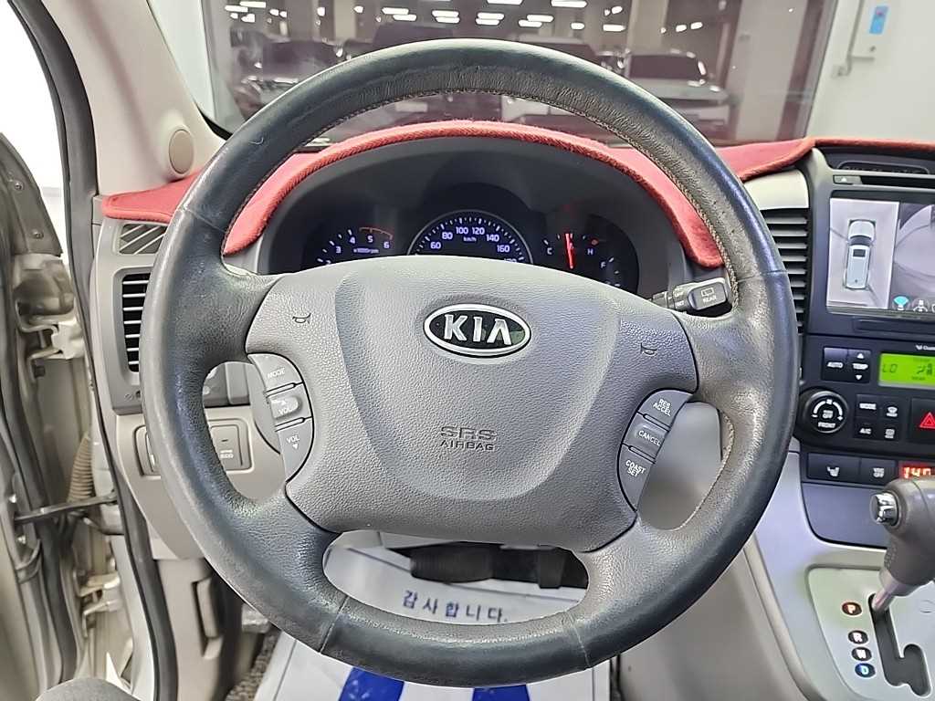 KIA Carnival - Vista 9