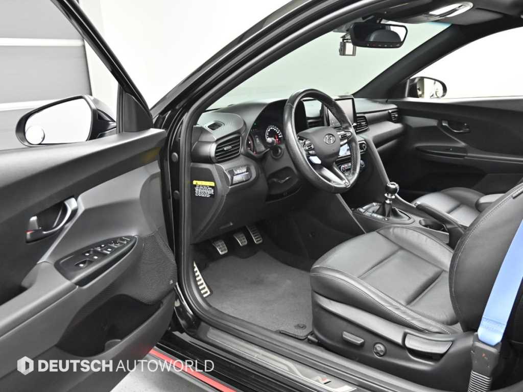 HYUNDAI Veloster - Vista 11