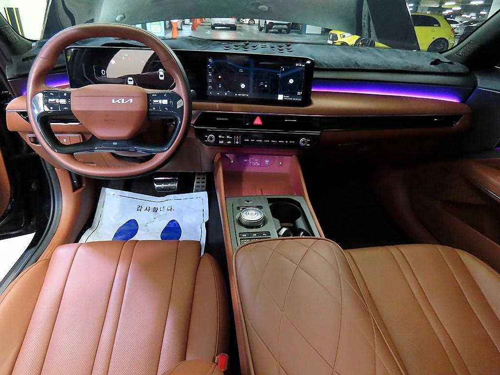 KIA K8 - Vista 10