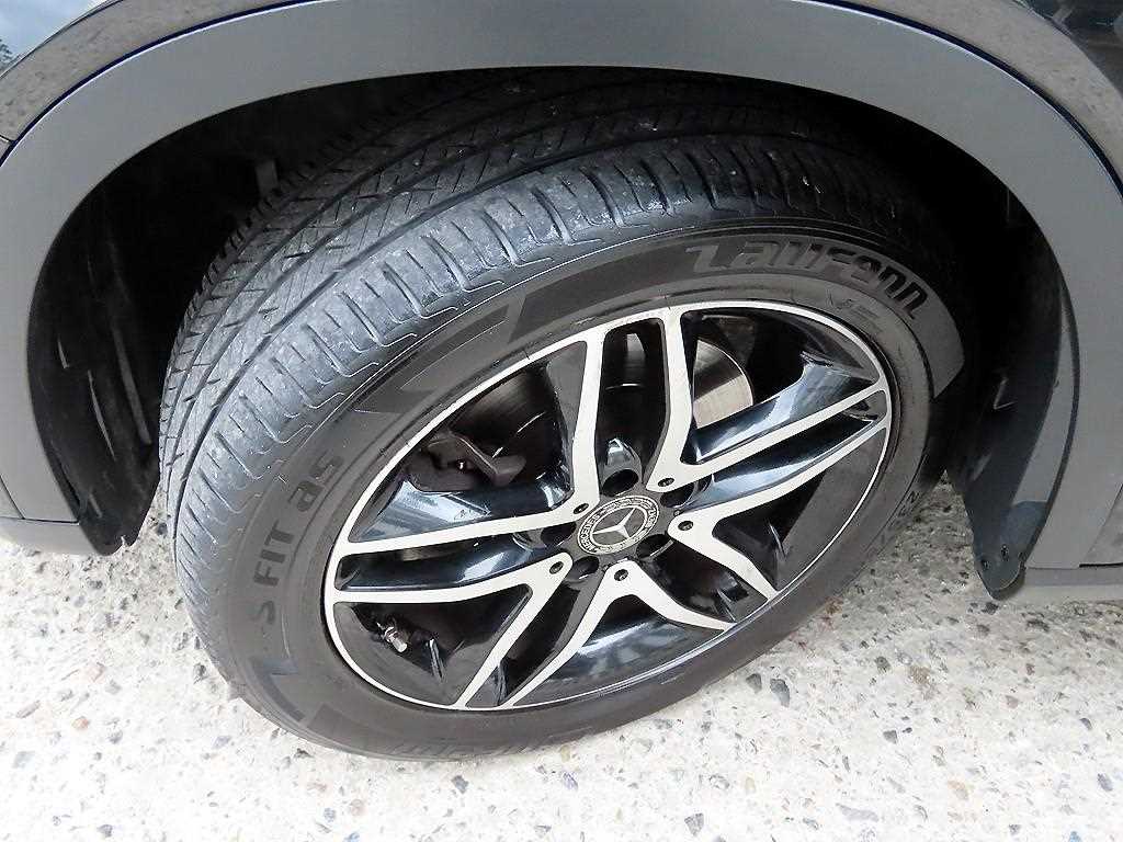 Mercedes Benz GLA Class 2019 Negro - Importación desde Corea - HF Imports Iquique - Foto 19
