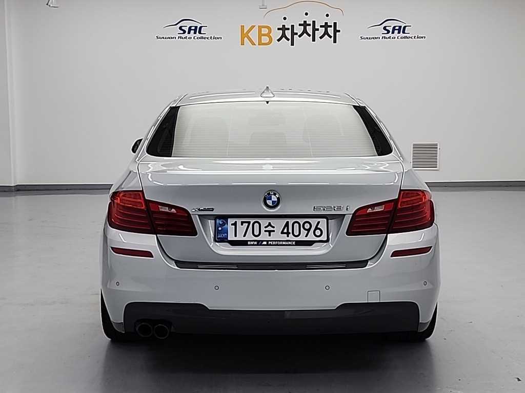 BMW 5 Series - Vista 3