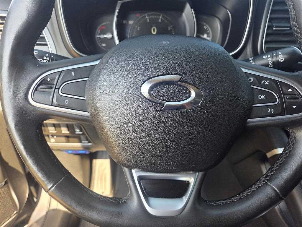 SAMSUNG QM6 - Vista 8