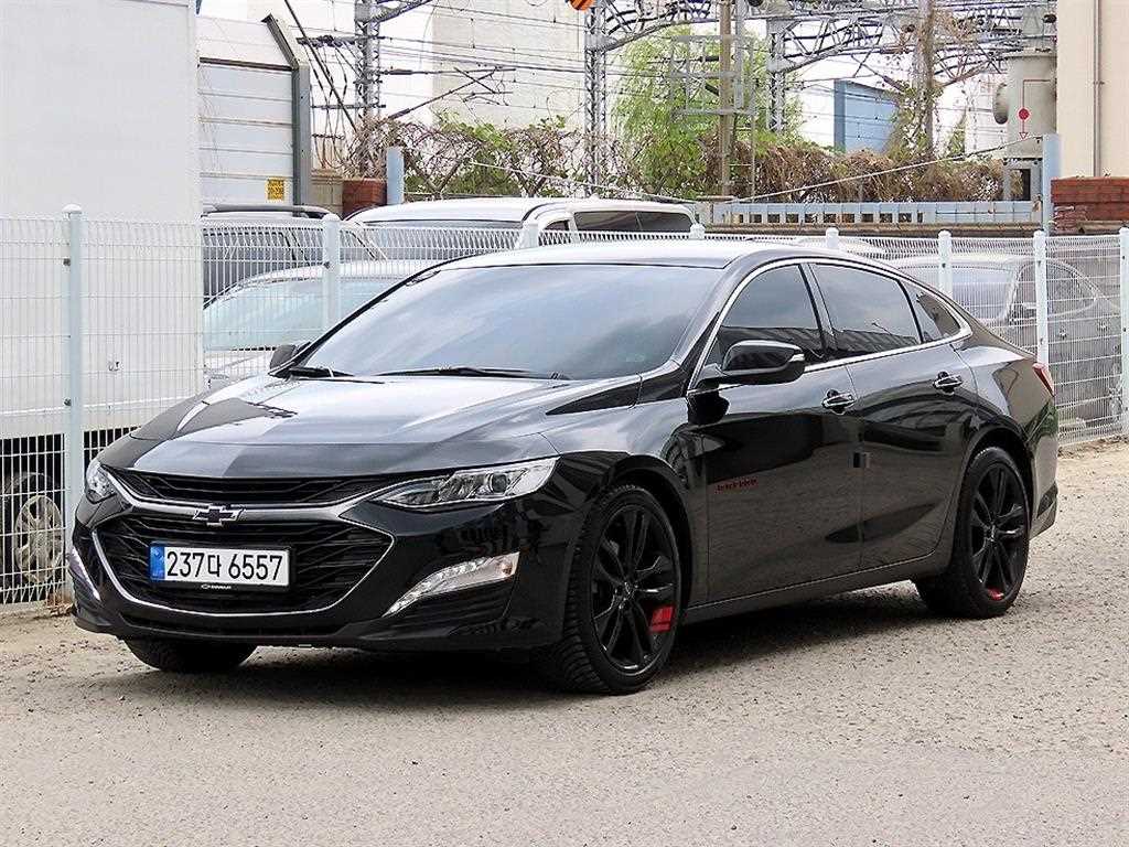 Chevrolet Malibu - Vista 2
