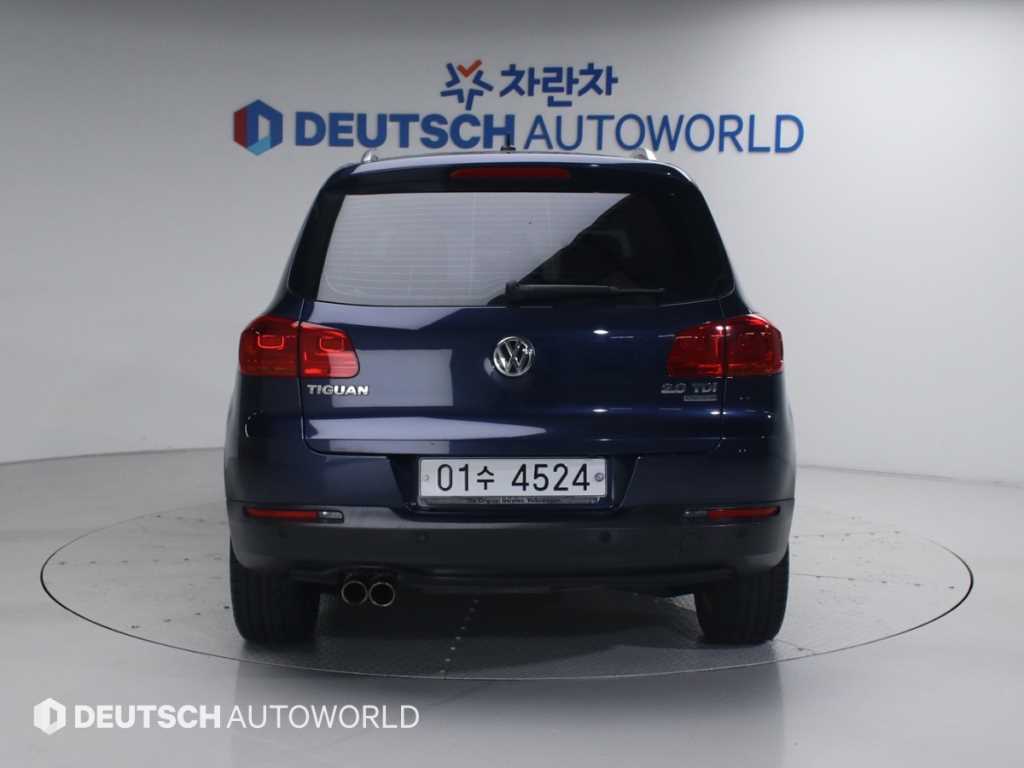 Volkswagen Tiguan - Vista 4