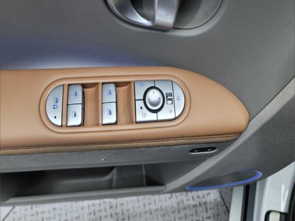 HYUNDAI Ioniq 5 - Vista 10