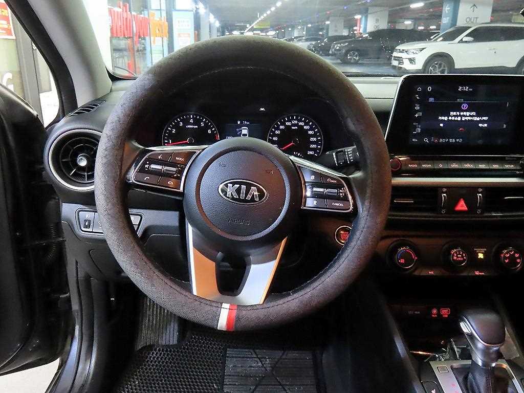 KIA K3 - Vista 8