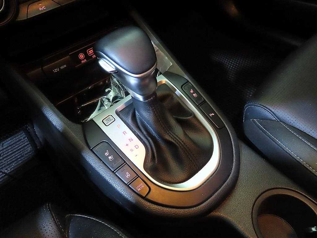 KIA K3 - Vista 12
