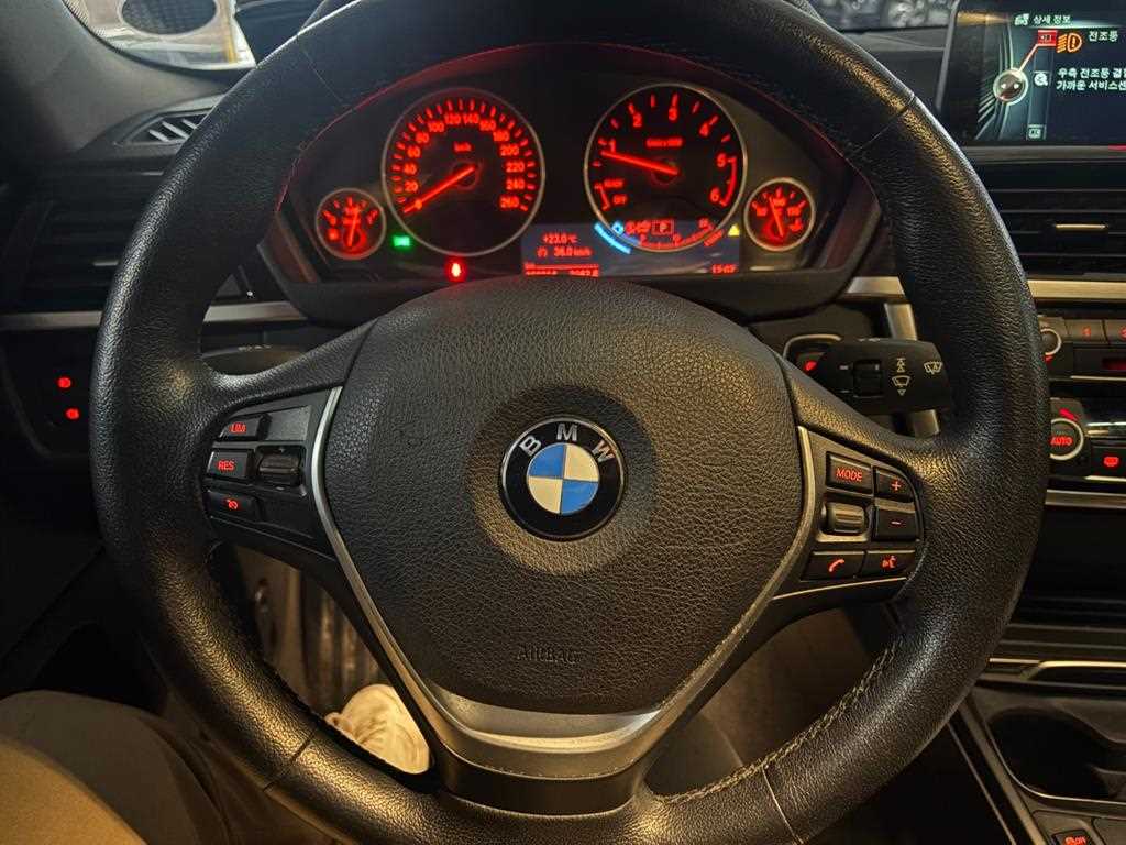 BMW 4 Series - Vista 11