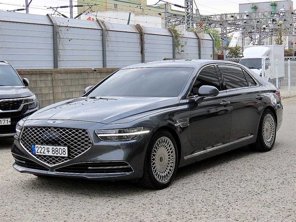 Genesis G90 - Vista 3