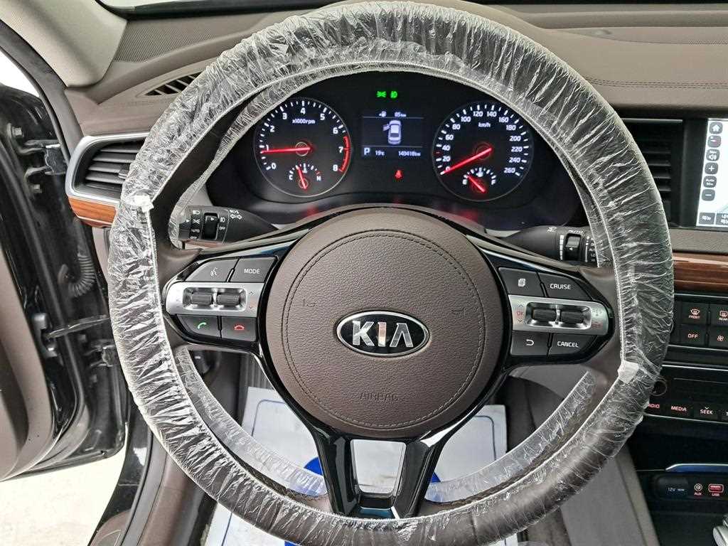 KIA K7 - Vista 7