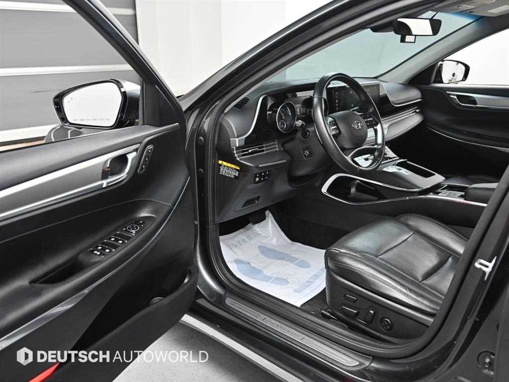 HYUNDAI Grandeur - Vista 11