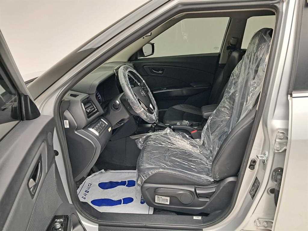 Ssangyong Tivoli - Vista 11
