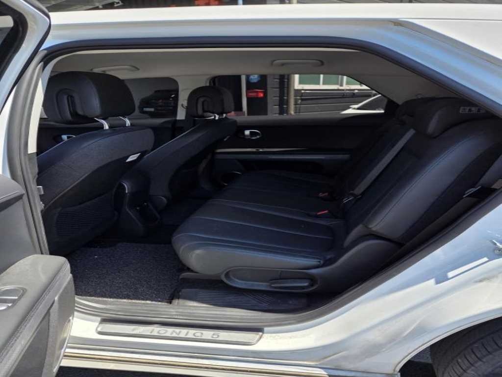 HYUNDAI Ioniq 5 - Vista 5