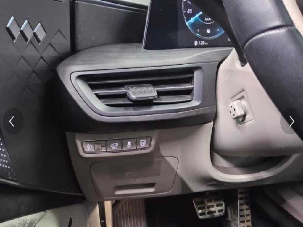 KIA K8 - Vista 12