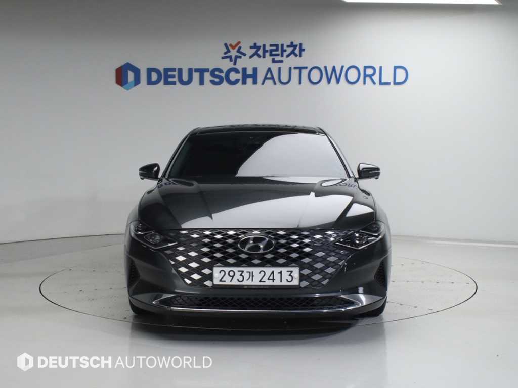 HYUNDAI Grandeur - Vista 3