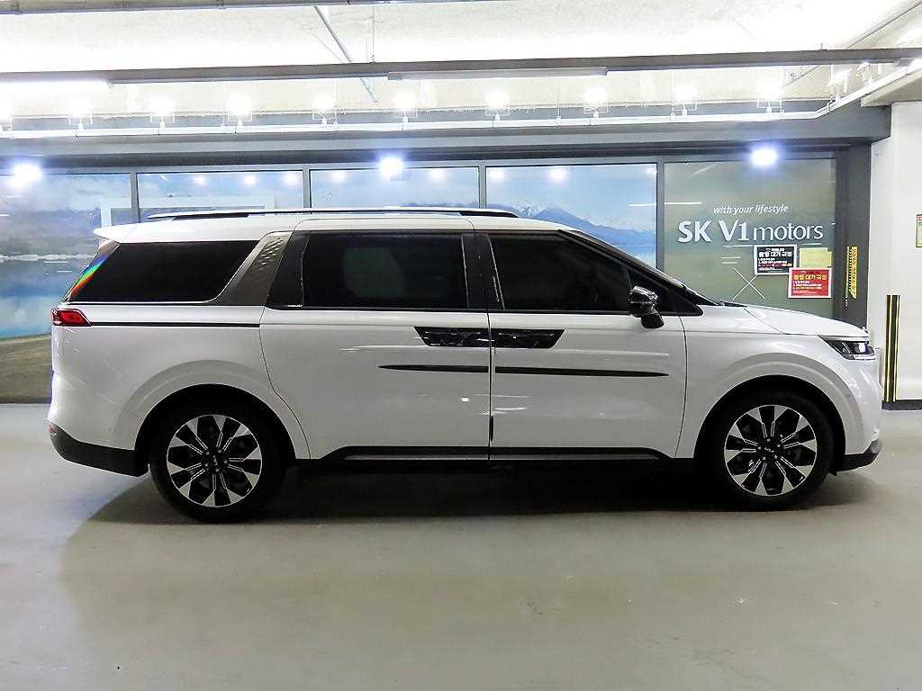 KIA Carnival - Vista 3