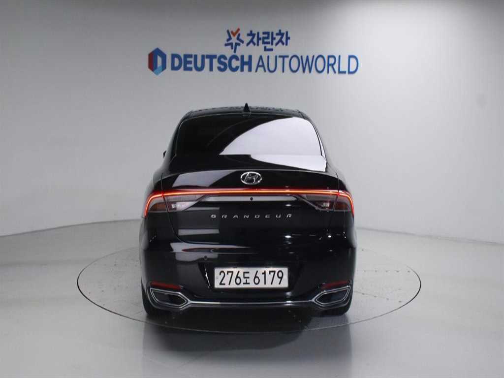HYUNDAI Grandeur - Vista 4