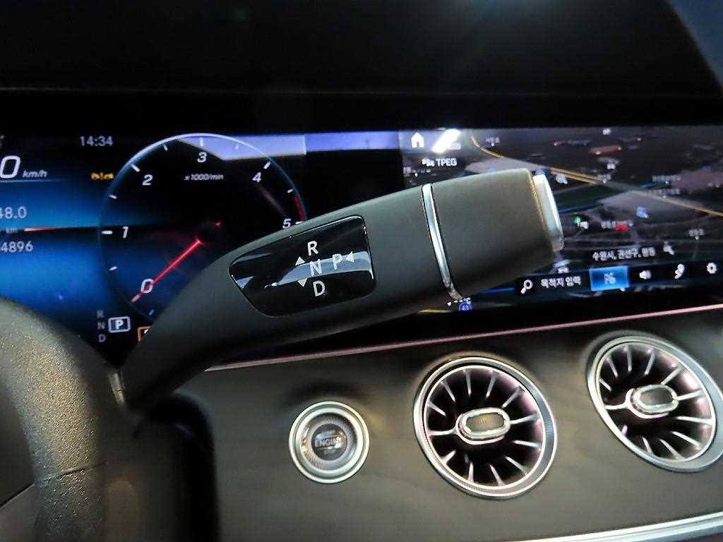 Mercedes Benz CLS Class - Vista 12