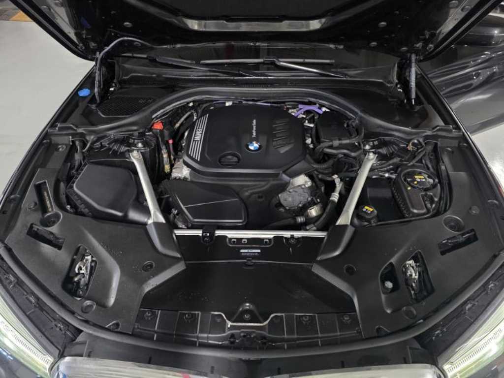 BMW 5 Series 2022 - Importación desde Corea - HF Imports Iquique - Foto 19
