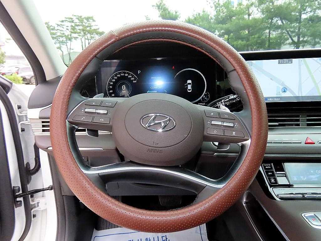 HYUNDAI Grandeur - Vista 8
